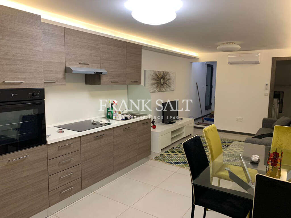 1 bedroom Maisonette in Swieqi, Malta No. 10174