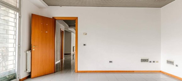 5-Zimmer Büro in Santa Croce sull'Arno, Italy, Nr. 114048 2