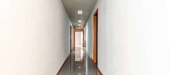 5-Zimmer Büro in Santa Croce sull'Arno, Italy, Nr. 114048 4