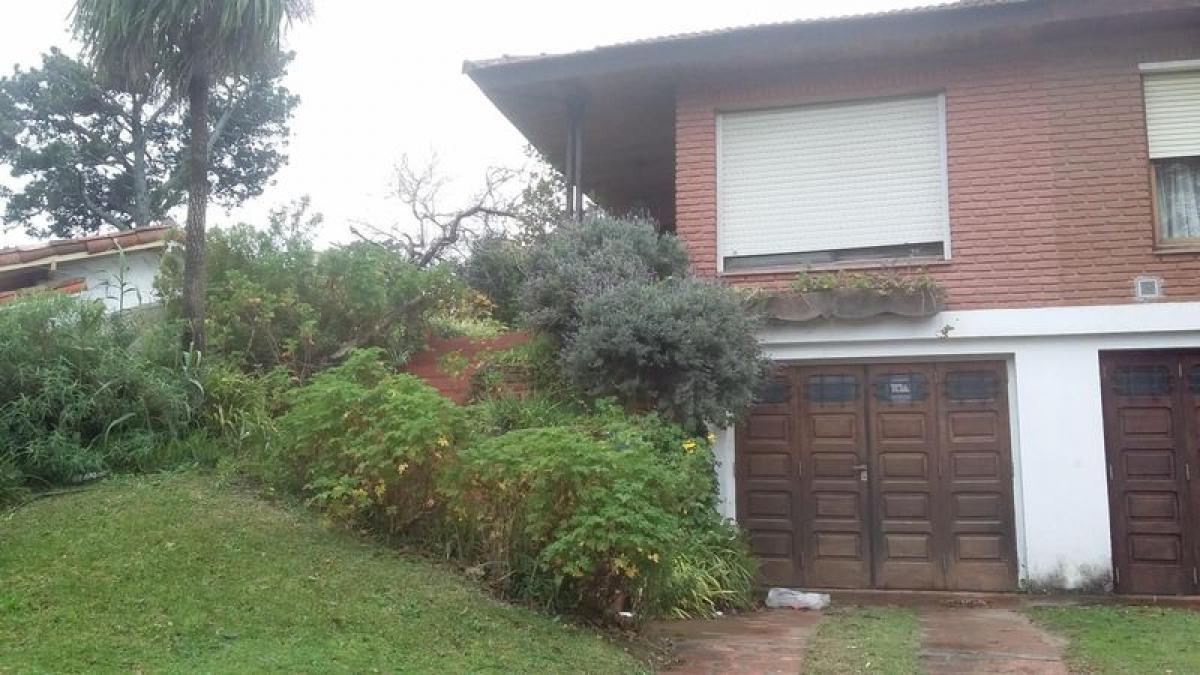 2 bedrooms House in Mar del Plata, Argentina No. 86886
