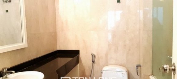 4 bedrooms Apartment in Tay Ho, Vietnam No. 1689 11