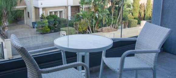 18-salle Appartement à Limassol, Cyprus No. 25507 5