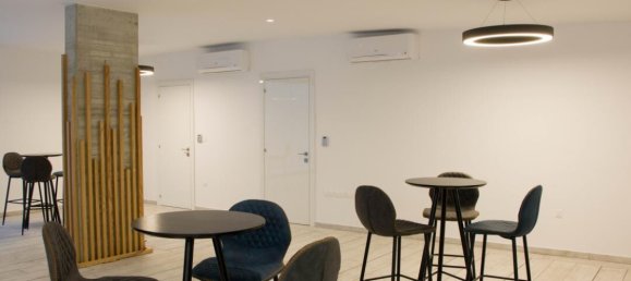 18-salle Appartement à Limassol, Cyprus No. 25507 7