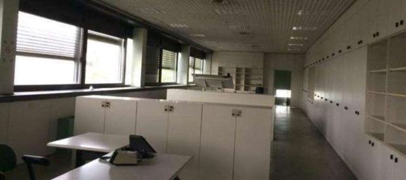 380m² Office in Calenzano, Italy No. 186829 3