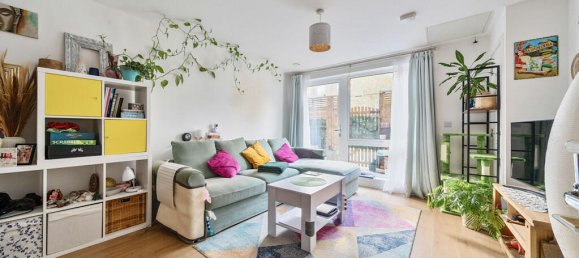 1 bedroom Apartment in London, United Kingdom No. 7637 6