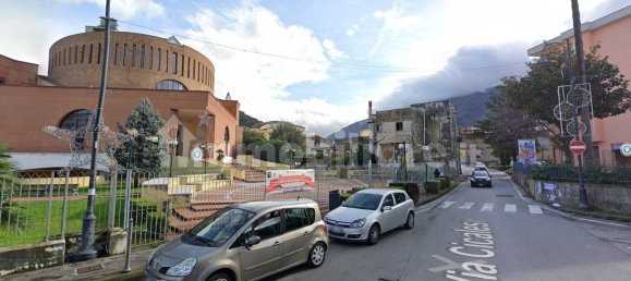 Imóvel comercial de 4 divisões em Nocera Inferiore, Italy N.º 285759 4