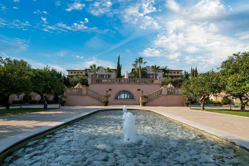 3 bedrooms Apartment in Pyrgos, Cyprus No. 11245