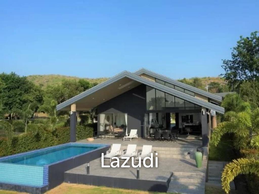 3 bedrooms Villa in Hua Hin, Thailand No. 14688