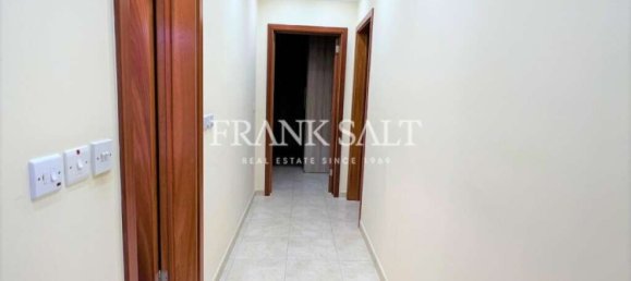 Apartamento de 2 dormitorios en Saint Julian's, Malta No. 4736 5