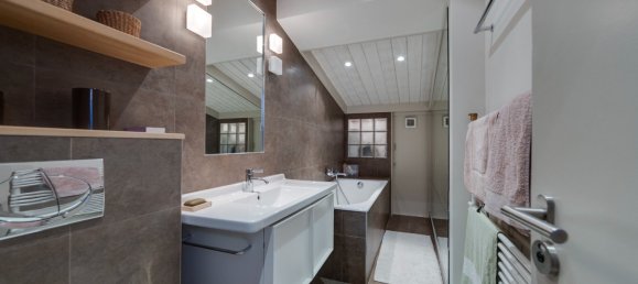 4 bedrooms Apartment in Val-d'Isere, France No. 959 8