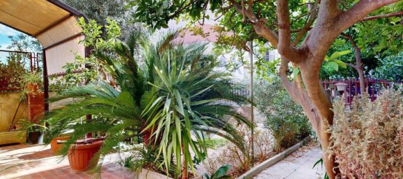 4 bedrooms House in Caserta, Italy No. 308661 3