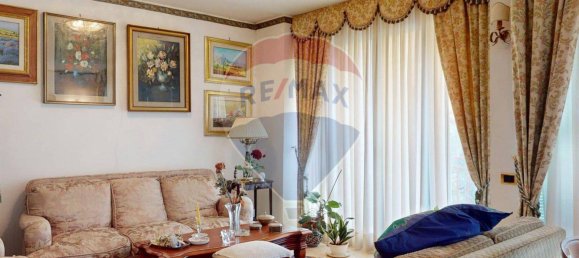 4 bedrooms House in Caserta, Italy No. 308661 6