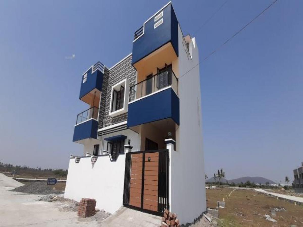 2 bedrooms House in Chennai, India No. 42195