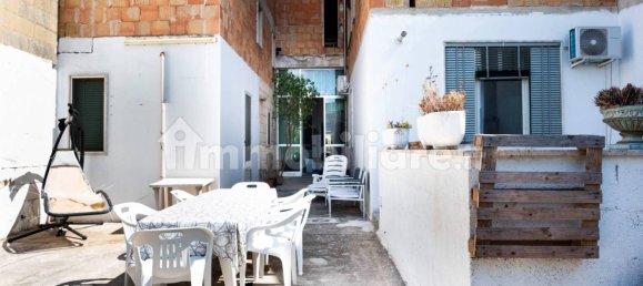 3 bedrooms House in Cavallino, Italy No. 319282 8