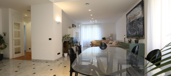 Apartamento de 8 dormitorios en Genoa, Italy No. 325158 3