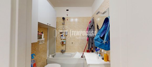 Apartamento de 1 dormitorio en Cinisello Balsamo, Italy No. 122714 16