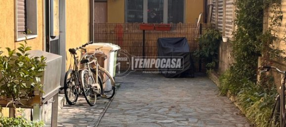 Apartamento de 1 dormitorio en Cinisello Balsamo, Italy No. 122714 17