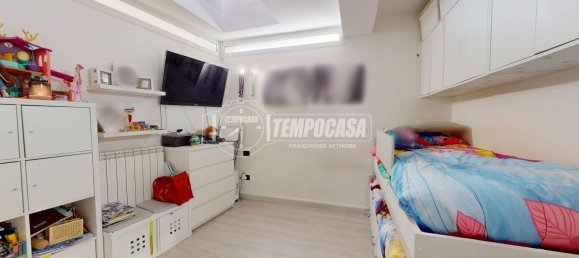 Apartamento de 1 dormitorio en Cinisello Balsamo, Italy No. 122714 11