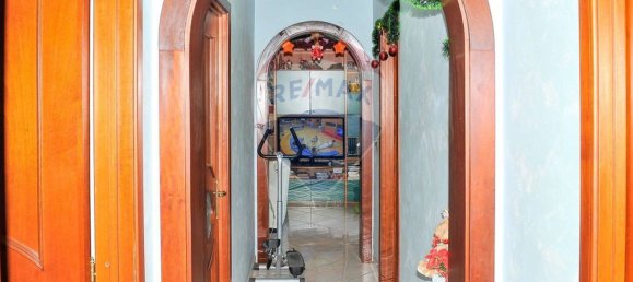 3 bedrooms Apartment in Catania, Italy No. 308732 6