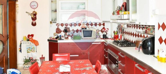 3 bedrooms Apartment in Catania, Italy No. 308732 2