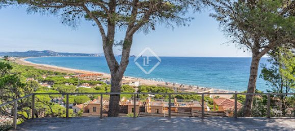 4 bedrooms Villa in Begur, Spain No. 179662 2