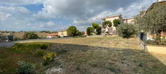 1غرفة قطعة أرض في Mosciano Sant'Angelo, Italy رقم 178714 5