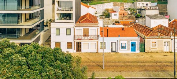 100m² Building in Porto, Portugal No. 125218 2