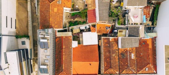 100m² Building in Porto, Portugal No. 125218 4