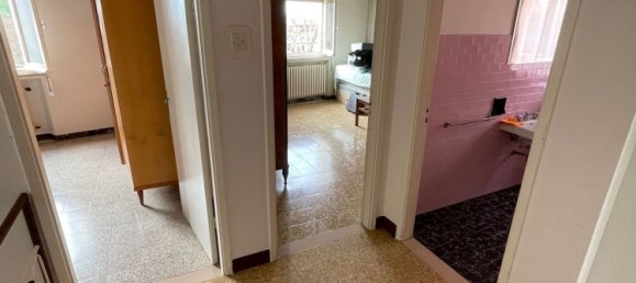 6 rooms House in Montemarciano, Italy No. 83840 12