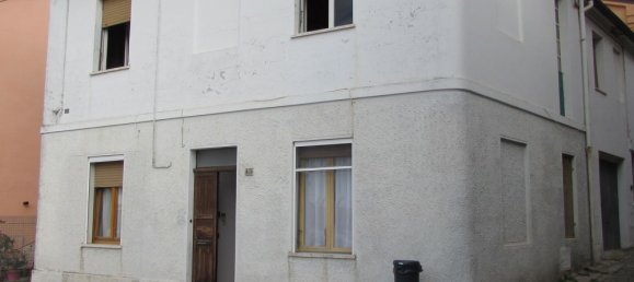 6 rooms House in Montemarciano, Italy No. 83840 22