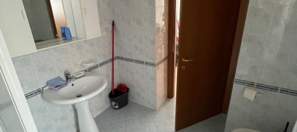 6 rooms House in Montemarciano, Italy No. 83840 8