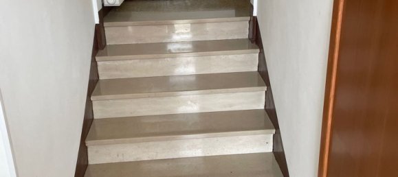 6 rooms House in Montemarciano, Italy No. 83840 9