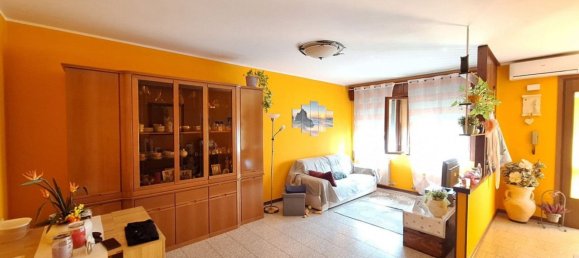 4 bedrooms House in Ceregnano, Italy No. 314323 3