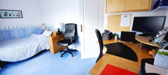 5 bedrooms Villa in Suresnes, France No. 183633 10