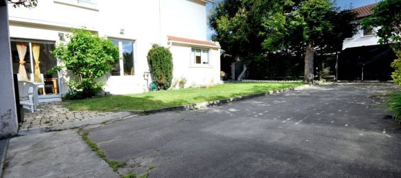 5 bedrooms Villa in Suresnes, France No. 183633 13