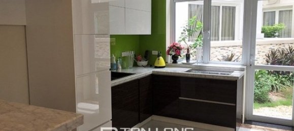 3 bedrooms Villa in Long Bien, Vietnam No. 2111 4