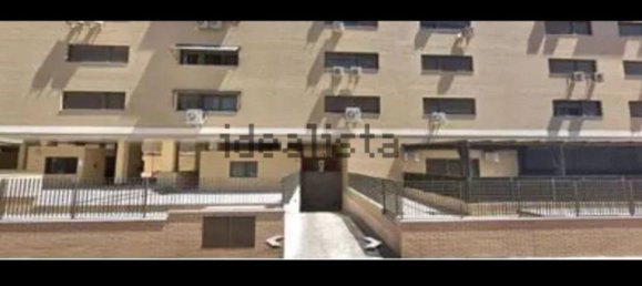  Garage in Mostoles, Spain No. 170911 2