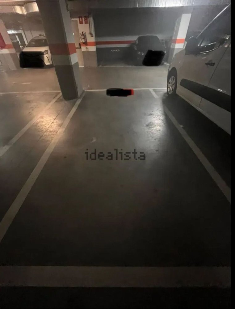  Garage in Mostoles, Spain No. 170911