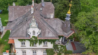 15 bedrooms Villa in Hernals, Austria No. 142015