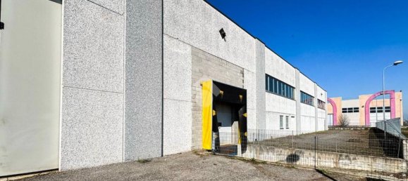 Entrepôt à Offlaga, Italy 2000m² No. 52690 21