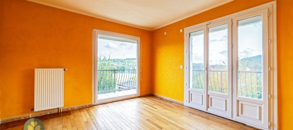 3 bedrooms Villa in Aulnay-sur-Mauldre, France No. 184487 4