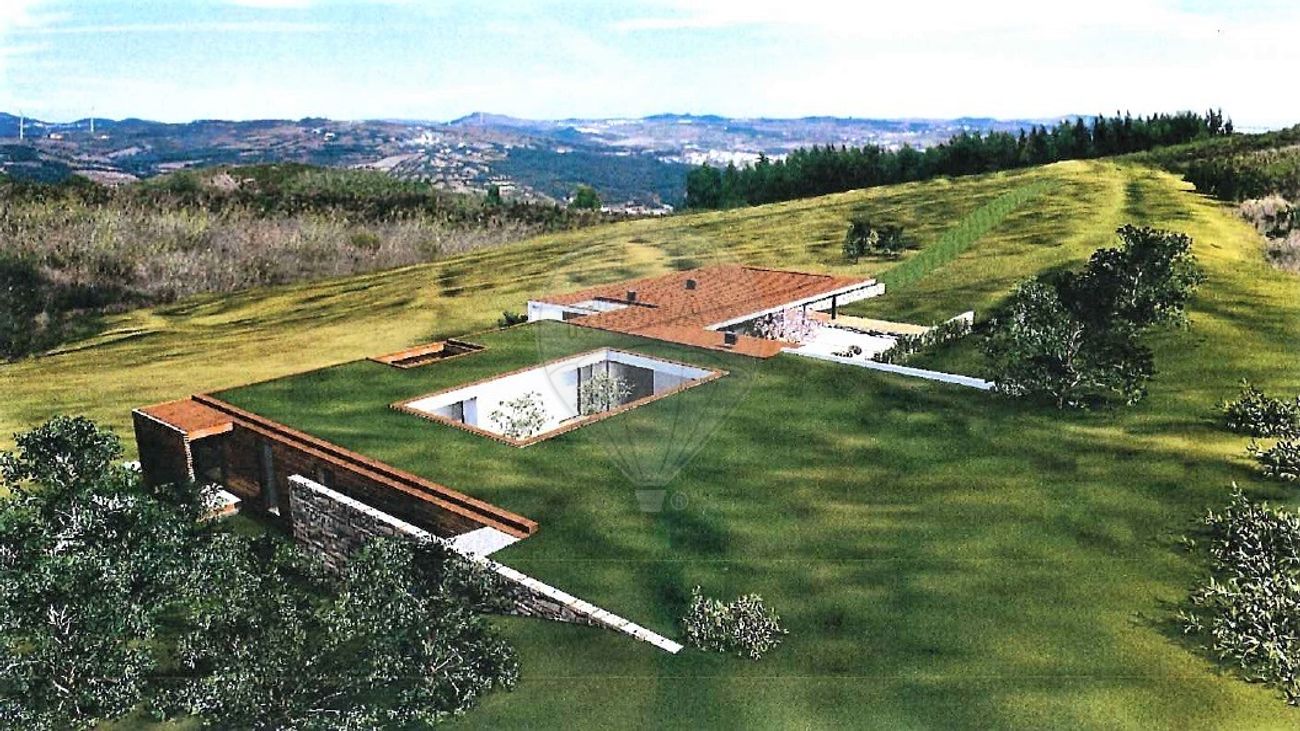 299m² Land in Sintra, Portugal No. 72307