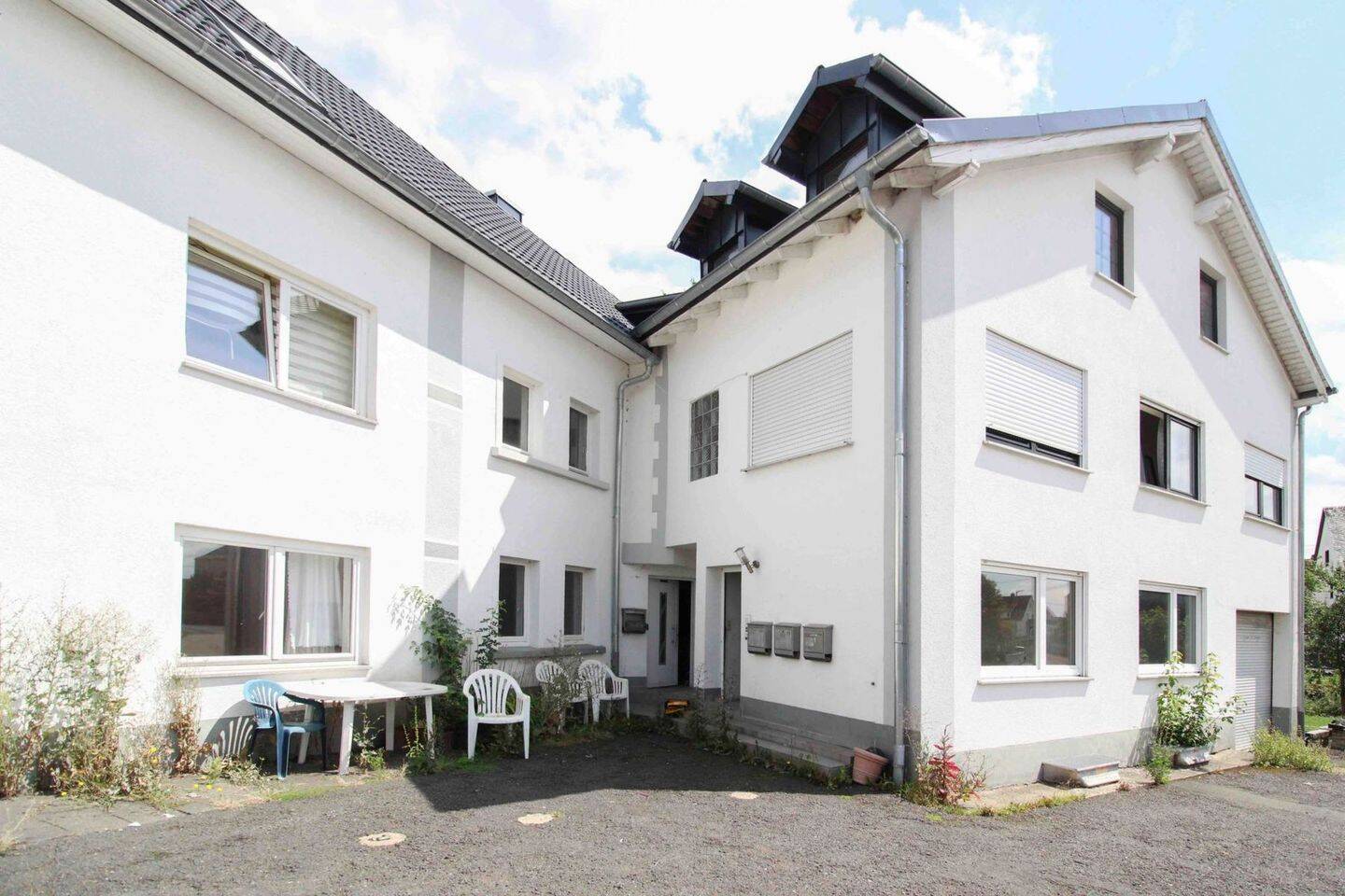 13 bedrooms Building in Westerwaldkreis, Germany No. 278879