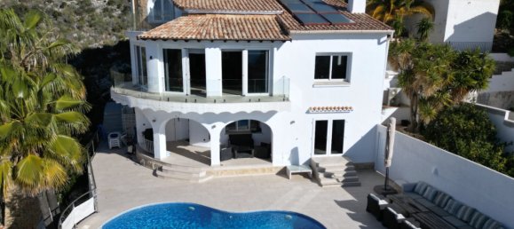 3 bedrooms Villa in Moraira, Spain No. 158558 2