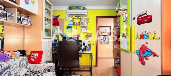 3 bedrooms Apartment in Badalona, Spain No. 162590 16