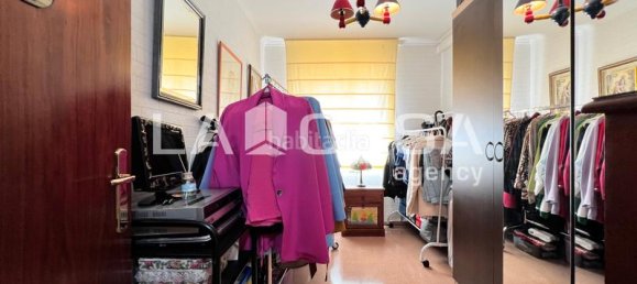 3 bedrooms Apartment in Badalona, Spain No. 162590 17