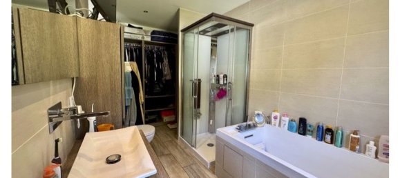 5 chambres Maison à Pommeuse, France No. 325340 8