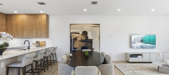 4 dormitorios dúplex en venta en Miami, Miami-Dade, Florida, USA № 614195 29
