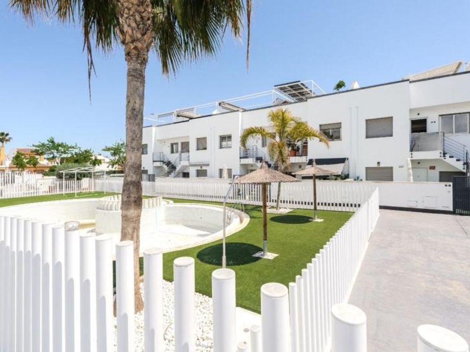 2 bedrooms Penthouse in Torre de la Horadada, Spain No. 189877