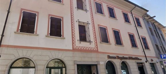 6 rooms Apartment in Mede, Italy No. 261188 4